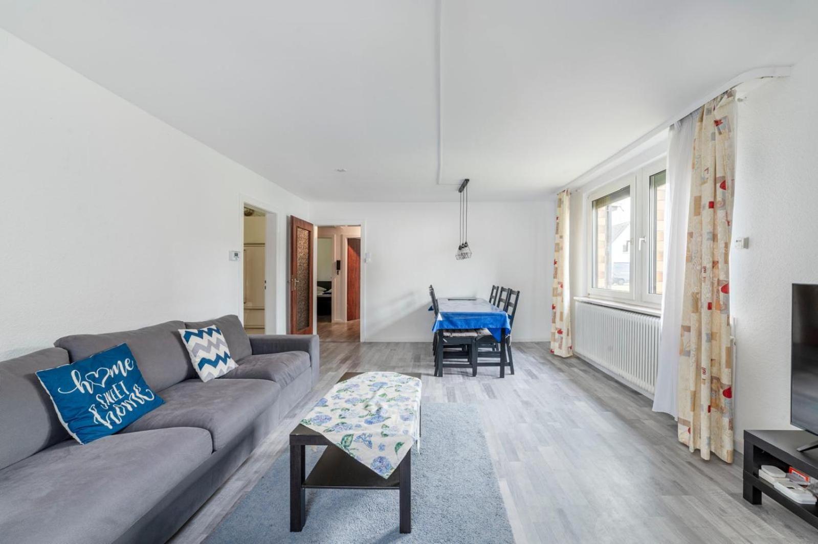 Cozy Villa With Garden, Balcony And Parking Area In Duesseldorf Exterior foto